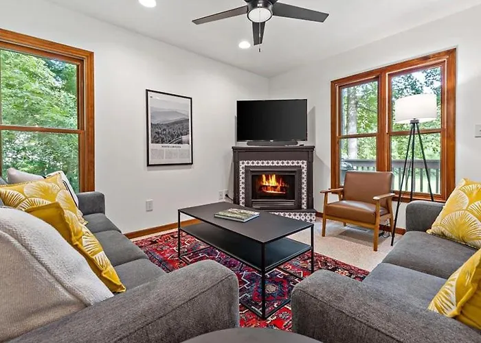 Blue Ridge View Pet Friendly, Deck, Grill